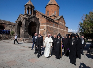 Папа Римский напомнил о своем визите в Армению