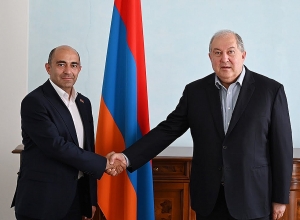 Армен Саркисян встретился с Эдмоном Марукяном