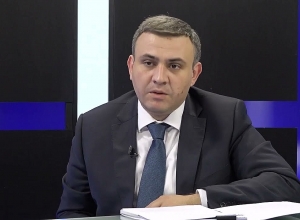 Интервью с Варосом Симоняном