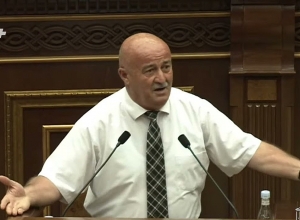 Если я не изберусь в следующий раз, вы разобьёте мою голову об асфальт: Агазарян