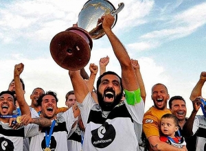 Артак Григорян признан лучшим футболистом, Вардан Бичахчян – лучшим тренером