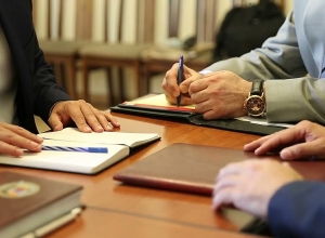 «Օտար լեզու» առարկայի քննության հարցերի մշակողը  թեստերը նախապես տրամադրել է դիմորդին․ ԱԱԾ