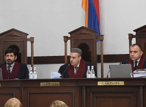 Հանրությունը տևական ժամանակ դիտում է մեր ներքին բանավեճը, եկեք անհապաղ ավարտենք․ ՍԴ դատավոր