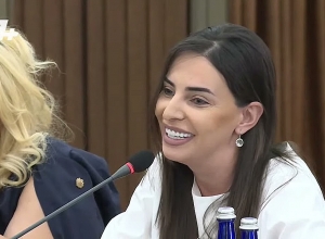 Կողմ եմ այս նախագծին եւ ուզում եմ ձեզ դուխ տալ. Թեհմինա Վարդանյանը՝ քաղաքապետին