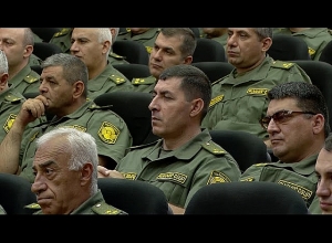 Արայիկ Հարությունյանը ՊՆ աշխատակազմին է ներկայացրել նորանշանակ առաջին տեղակալ Արշակ Կարապետյանին