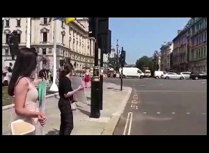 Լոնդոնում հայերը ցույց են արել՝ պահանջելով չաջակցել ռազմական հանցագործ Ալիեւին