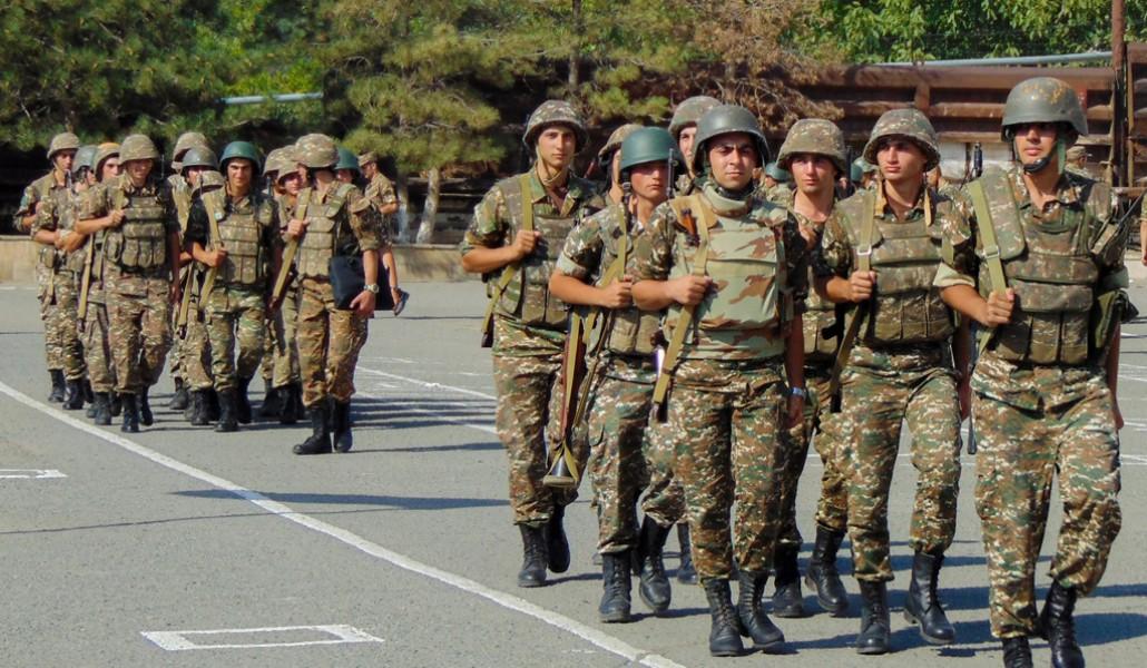 բանակ