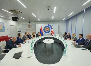 Высокоскоростной поезд позволит добраться из Еревана до Тбилиси за 2-3 часа: министр