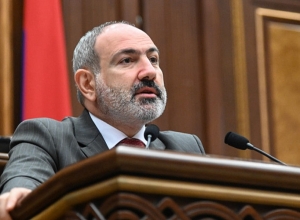 Пашинян получает первые поздравления