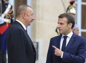 Состоялся телефонный разговор президентов Франции и Азербайджана