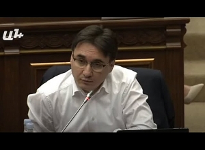 Почему до сих пор не назначен глава МИД? Геворгян спрашивает Агаджаняна