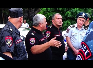 Усиленная служба в Ереване: обнаружено огнестрельное оружие, наркотики, холодное оружие