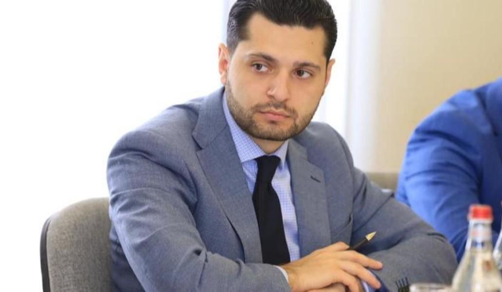 0211549884a14e55dcbbee6f3eccd0bc_M