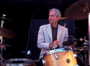 Умер ударник Rolling Stones Чарли Уоттс