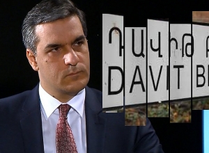 Более трех часов, как 50 или более азербайджанских военнослужащих заблокировали межгосударственную дорогу из Гориса в Капан