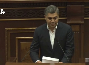 Պարոն Վանեցյան, հայտարարություն անելուց առաջ ուշադիր եղեք․ Ալեն Սիմոնյան