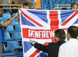 Во время перерыва в матче с участием Алашкерта фанаты кидали бутылки в шотландских болельщиков