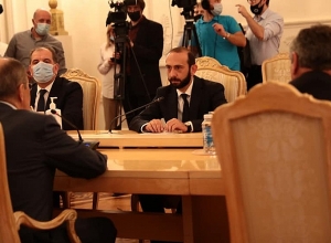 Баку не выполняет свои обязательства по трёхстороннему заявлению: Мирзоян