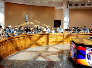 Министр обороны РА принял родственников без вести пропавших во время 44-дневной войны