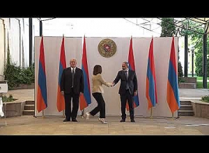 Пашинян и члены правительства принесли клятву в резиденции президента