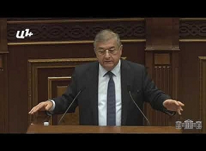 Пашинян был прав, говоря, что вы служите правительству или Вы, что сочли проект Пашиняна неграмотным?