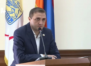 Հետևել էին, գիշերը ներխուժել տուն, քնած վիճակում մահակներով հարվածել, ապա դանակի 11 հարվածներ հասցրել