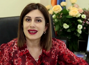 Министр отвечает на вопросы пользователей