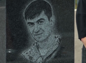 ԱՀ նախագահը մասնակցել է Բենիամին Պետրոսյանին նվիրված կոթողի բացման արարողությանը