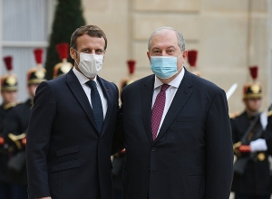 Мы приложим все усилия для поиска прочного решения конфликта: Президент Франции направил послание Саркисяну