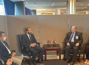 ԱԳ նախարարը հանդիպել է Սիրիայի ԱԳ և սփյուռքի նախարար Ֆեյսալ Ալ-Միկդադի հետ