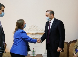 Секретарь СБ и посол США обсудили ситуацию на армяно-азербайджанской границе