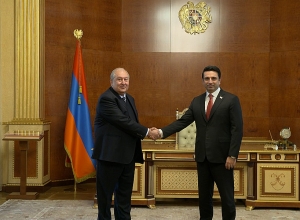 Армен Саркисян и Ален Симонян встретились