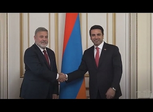 Ալեն Սիմոնյանն ընդունել է ՀՀ ում Պերուի արտակարգ եւ լիազոր դեսպանին