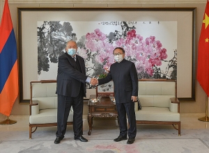 Президент Армен Саркисян посетил посольство Китая в Армении