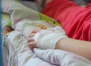 «Սուրբ Աստվածամայր» ԲԿ է ընդունվել մեկ տարեկան երեխա, որը երրորդ հարկի պատուհանից վայր է ընկել