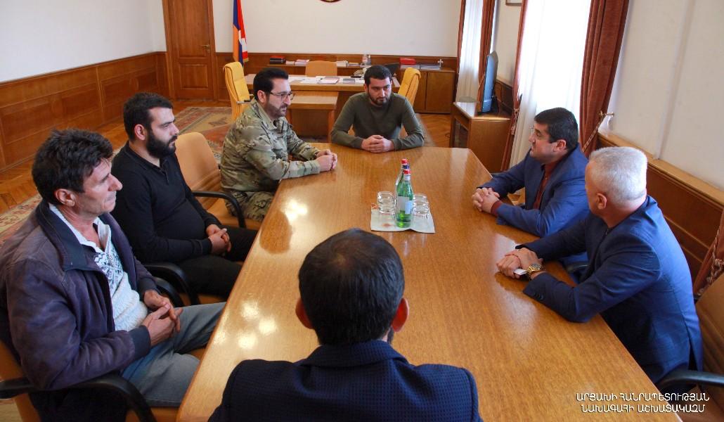 041021SevHovaz