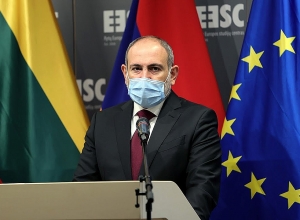 Премьер-министр встретился в Вильнюсе с представителями экспертного сообщества