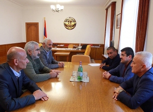 ԱՀ նախագահ Արայիկ Հարությունյանն ընդունել է «Արամազդ» ջոկատի անդամներին