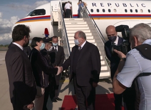 Նախագահ Արմեն Սարգսյանը Իտալիայի նախագահ Սերջո Մատարելլայի հրավերով պետական այցով ժամանել է Հռոմ