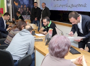 UCOM has officially launched the sale of IPHONE 13