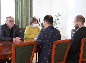 Председатель НС Арцаха Артур Товмасян принял правозащитника Артака Зейналяна