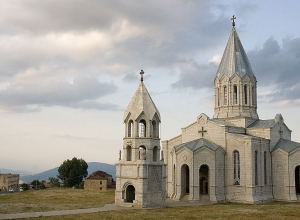 Շուշին կորցնելն այնքան անհնար է թվացել, որ պատերազմի օրերին մարդիկ արժեքավոր իրերը տարել են այնտեղ