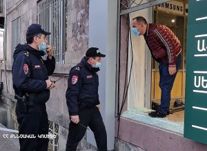 Кража из магазина телефонов