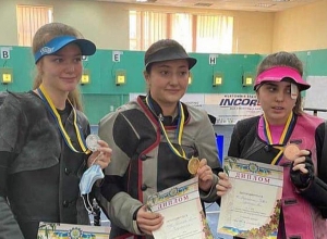 Հայաստանցի Ալլա Պողոսյանը դարձել է Ուկրաինայի հրաձգության չեմպիոն