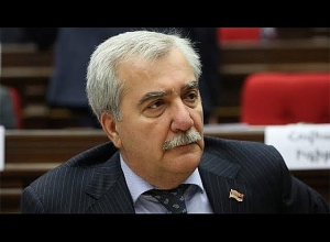 Роберту Кочаряну нужно посоветовать не превращать законы в инструмент шантажа