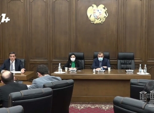 Разве ваш стиль работы не бессмысленен? Наших 10 друзей судят: Гегам Манукян - Омбудсмену