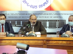 Ինչպես Փաշինյանը ներկայացրեց պաշտպանության նորանշանակ նախարար Սուրեն Պապիկյանին