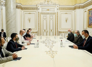 Премьер обсудил с представителями ИТ-компаний перспективы сотрудничества между государственным и частным секторами