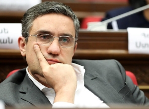 Пресс-конференция Артура Казиняна