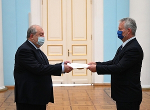 Նախագահ Արմեն Սարգսյանին հավատարմագրերն է հանձնել Հայաստանում Գերմանիայի նորանշանակ դեսպանը